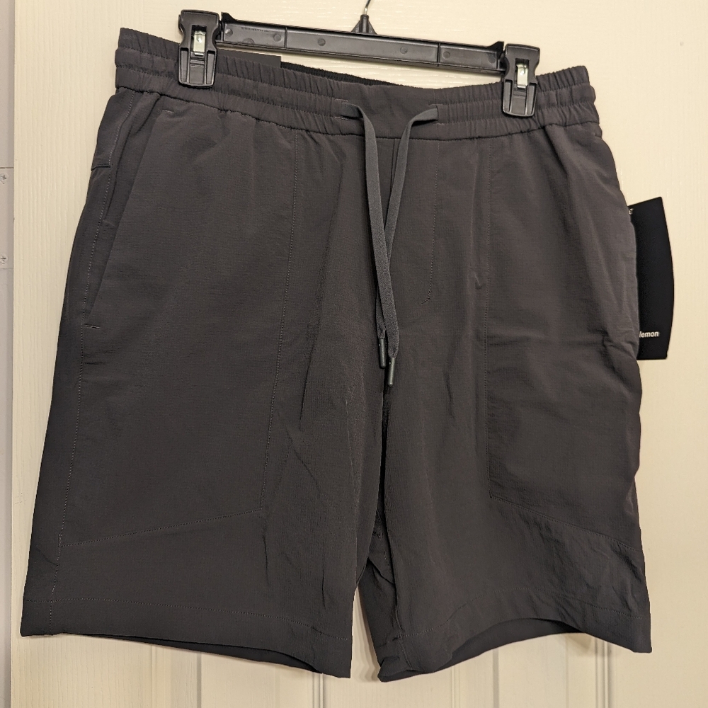 Lululemon Men's Bowline Shorts 8"